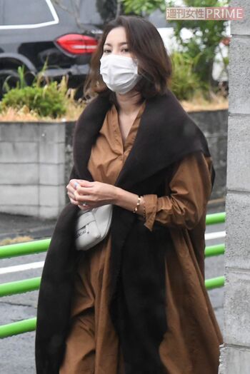 2019年10月、井ノ原快彦と運動会に向かう瀬戸朝香