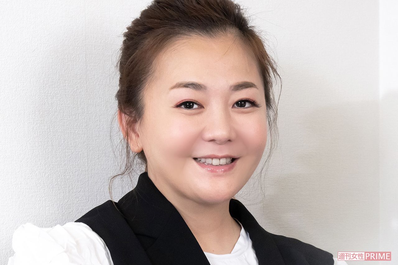 華原朋美　撮影／佐藤靖彦