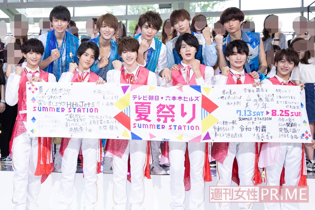 写真下段・左から2番目が美 少年・金指一世