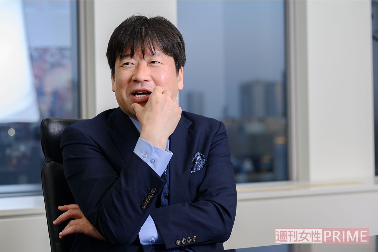 佐藤二朗　撮影／高梨俊浩