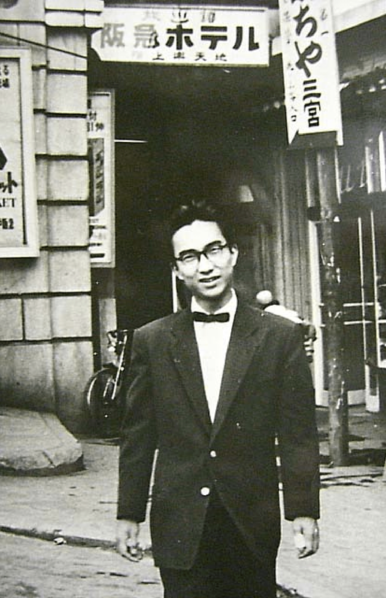 キャバレーのボーイ時代。40歳まで生きられないと思っていた