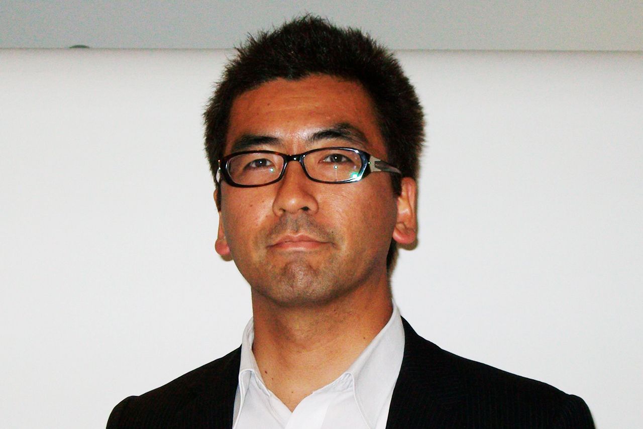 吉岡康成容疑者（本人のフェイスブックより）