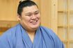 大の里、出世が早すぎて髪の伸びが追いつかず、ちょんまげ頭のまま大関昇進の可能性も? 写真/共同通信社