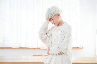 “国民病”緑内障予防に効く!眼科医も太鼓判、元祖ゴッドハンド清水ろっかんの「眼圧リセット」セルフケア