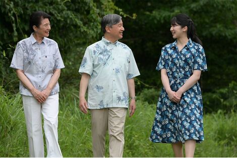 雅子さまと愛子さま、「かりゆしリンクコーデ」で那須へ… “時差を超えた”W杯同時観戦の裏話も披露