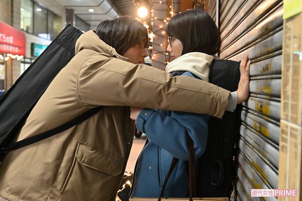 この先は、也映子と理人が急接近!　(c)TBS