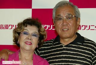 野村克也・沙知代夫妻（'05年8月）