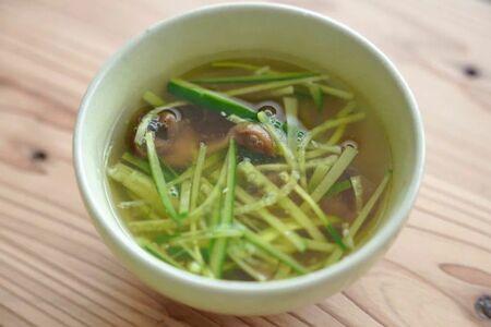 出来上がり。好みでごま油やラー油を垂らしてもOK（筆者撮影・東洋経済オンライン）