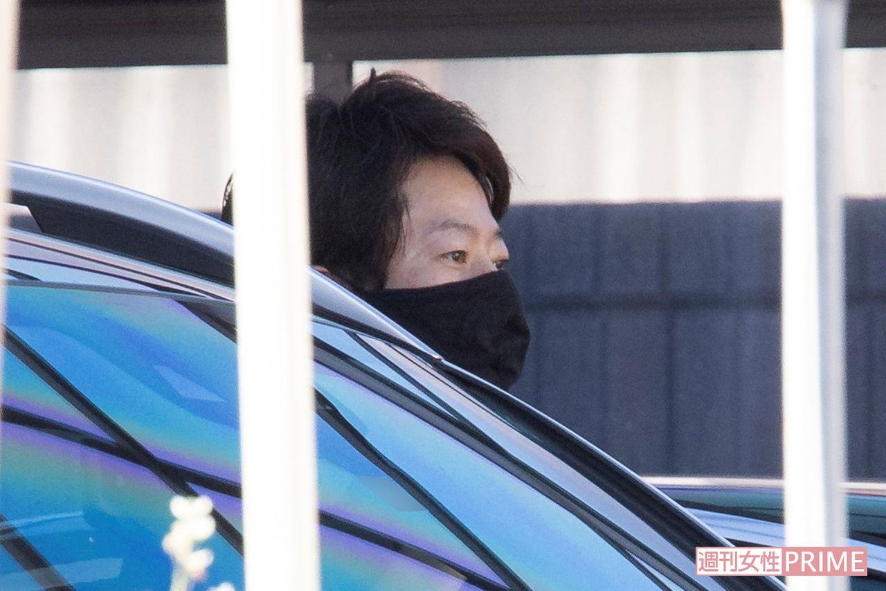 東京での仕事を終え長野の自宅に帰宅した川越達也シェフ