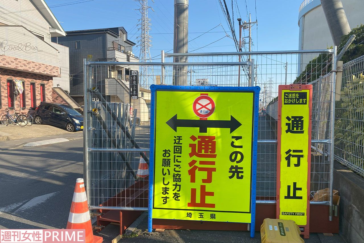 埼玉・八潮市の陥没事故の周辺道路は通行止めになっていた（2025年2月）
