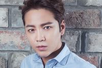 韓国時代劇主演のチャン・グンソクが「満足」と苦笑いする“ブロマンス”って何？