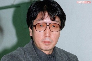 『蒲田行進曲』などで知られた劇作家・演出家のつかこうへいさん