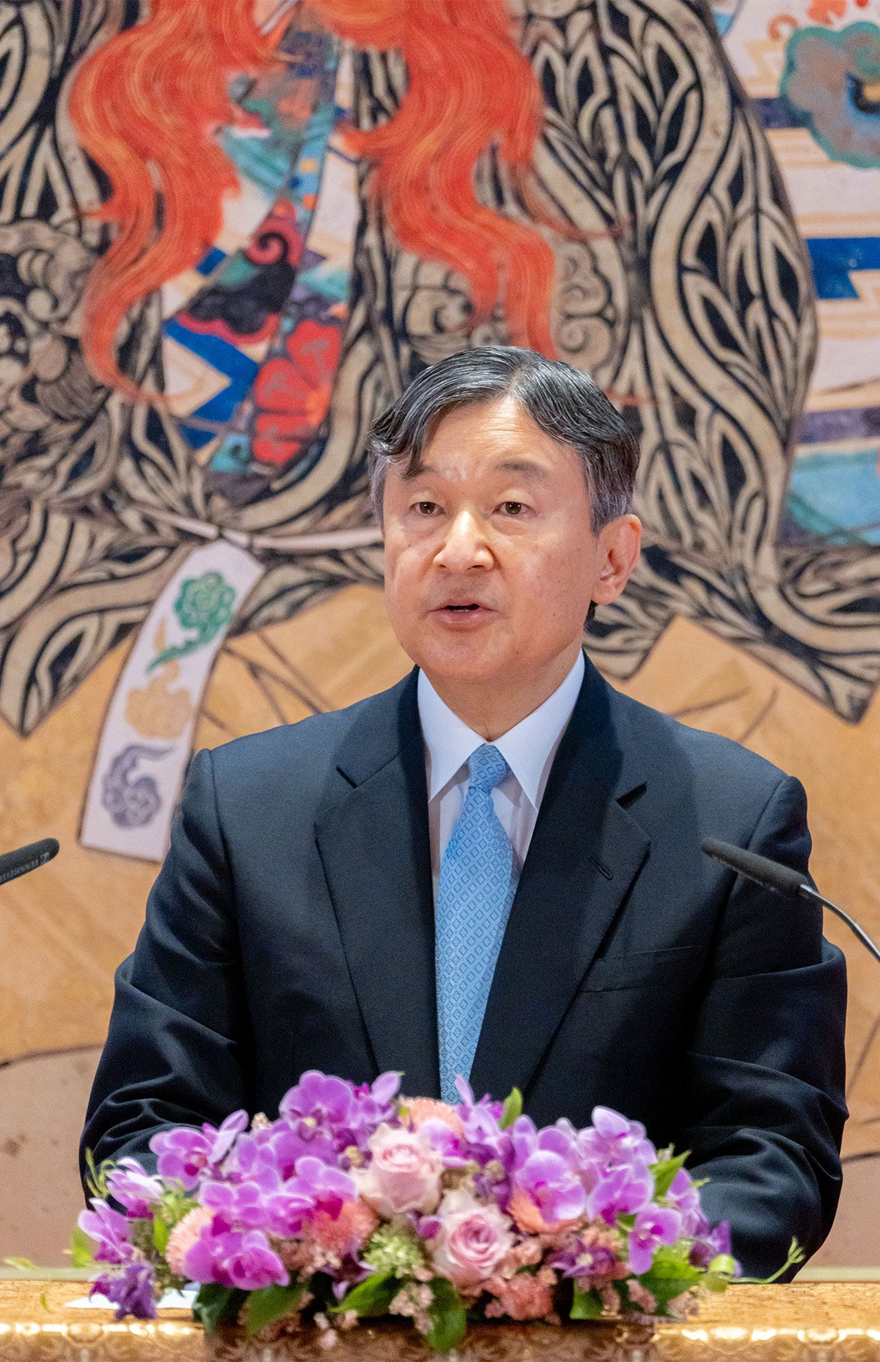 今回のインドネシア訪問前の会見は天皇陛下おひとりで臨まれた