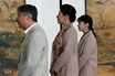 《愛子さまはメガネをかけて鑑賞》天皇陛下の「彬子ちゃん」呼びににじむ“はとこ”との関係…奇跡の襖絵にご一家も驚嘆