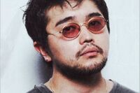 King Gnuボーカルの井口理がセクシー動画のレビュー投稿を“ご報告”、ウワサの出演女優に直撃「本当だった…