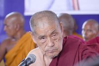 インドで1億5千万人の仏教徒を導く、81歳の日本人僧「私には黒い血が流れている」