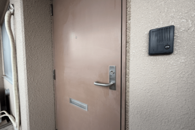 【さいたま市岩槻区】73歳母を殴打し殺害し“踊り場に死体遺棄”、44歳息子を逮捕「罵倒されて耐えられなか…