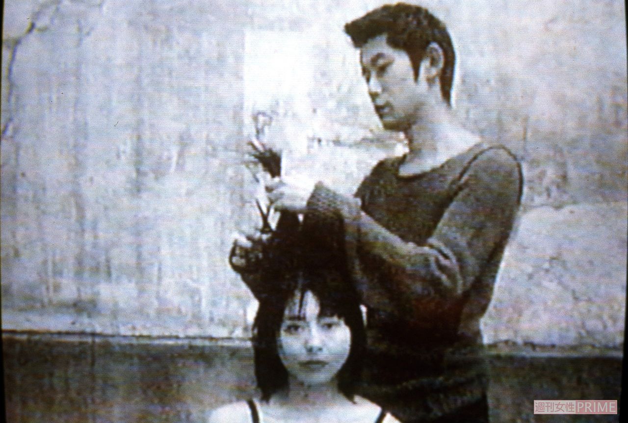 '95年に小泉今日子&永瀬正敏が結婚会見をした画廊で開催した、プライベートショットを集めた写真展に展示された貴重写真