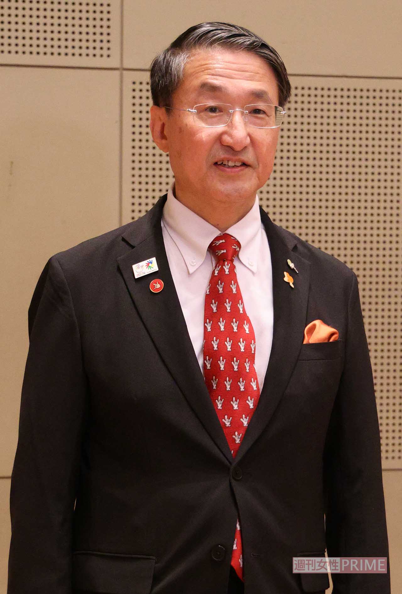 平井伸治知事