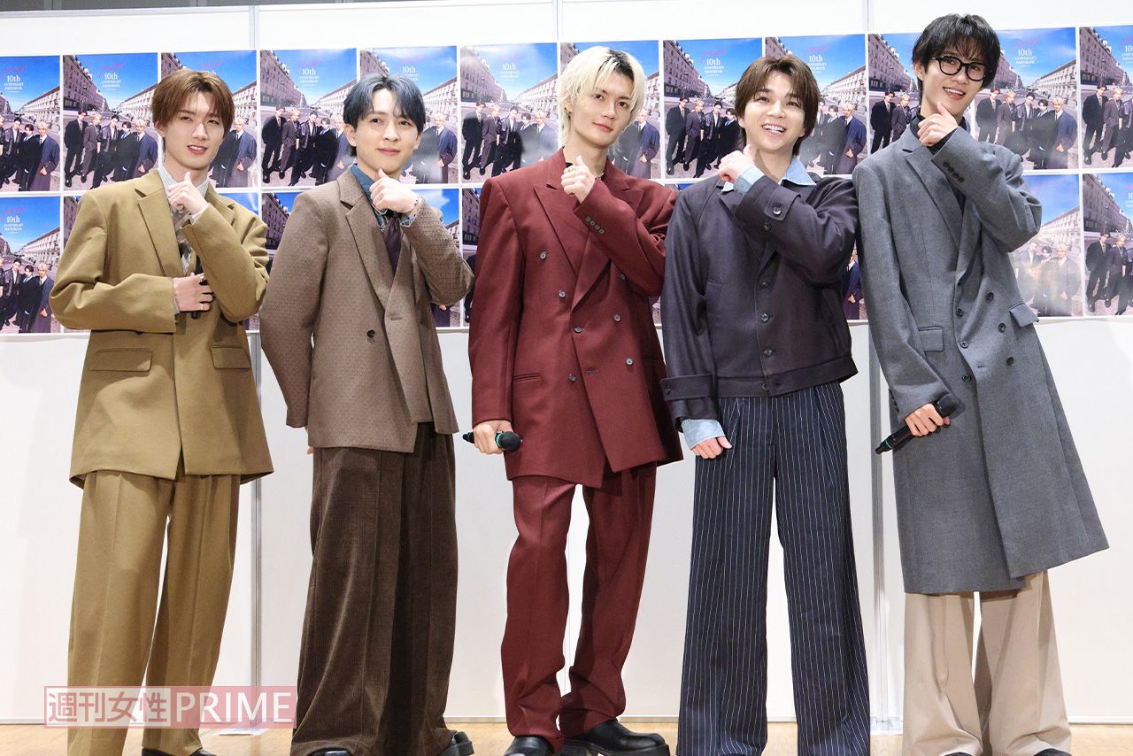 左からM!LKの山中柔太朗、吉田仁人、佐野勇斗、塩﨑太智、曽野舜太