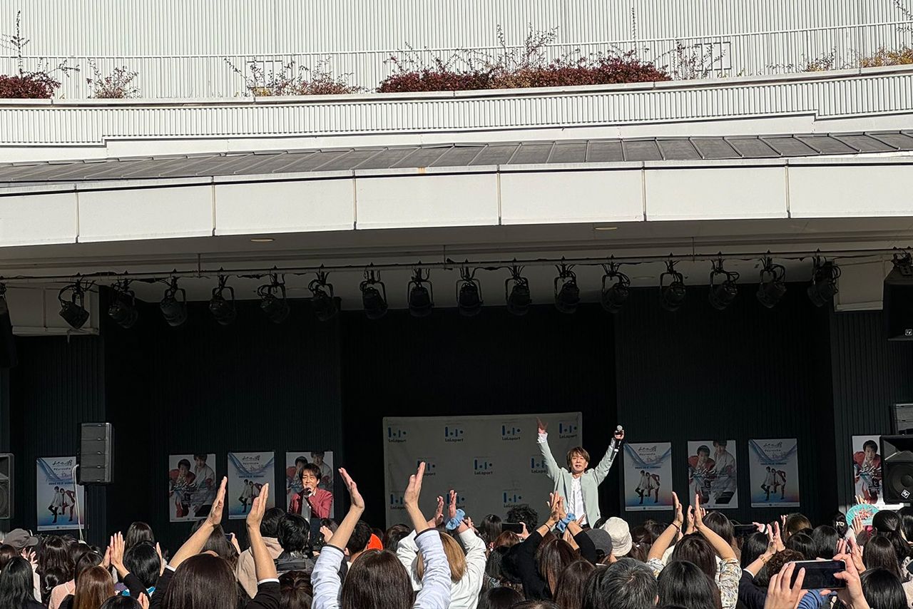 ららぽーと立川立飛での発売記念イベントの様子（ふたつの風公式Xより）