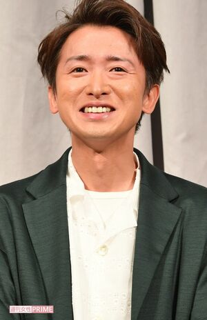 笑顔を絶やさない大野智。『嵐活動休止表明会見』にて