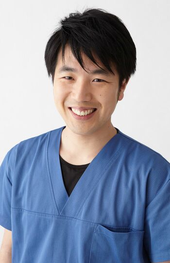 高林孝光さん●アスリートゴリラ鍼灸接骨院院長。治療家（鍼灸師・柔道整復師）として10万人以上を施術。『ひざ痛がウソのように消 える！1日40秒×2 ひざのお皿エクササイズ』（CCCメディアハウス）などの著書も多数。