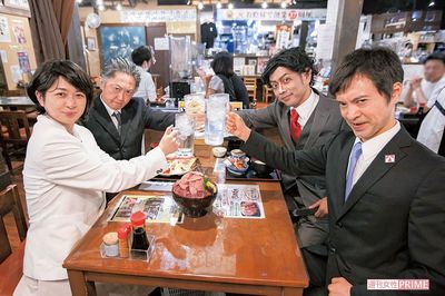 『半沢直樹』ロケ地グルメスポットへ、モノマネ芸人も「お・い・し・い・デス！」