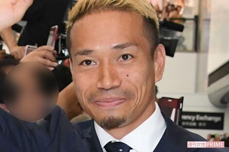 サッカーW杯日本代表・長友佑都の“闘魂ハチマキ”に「目立ちすぎ」の違和感も、ベテランが貫く“盛り上げ…