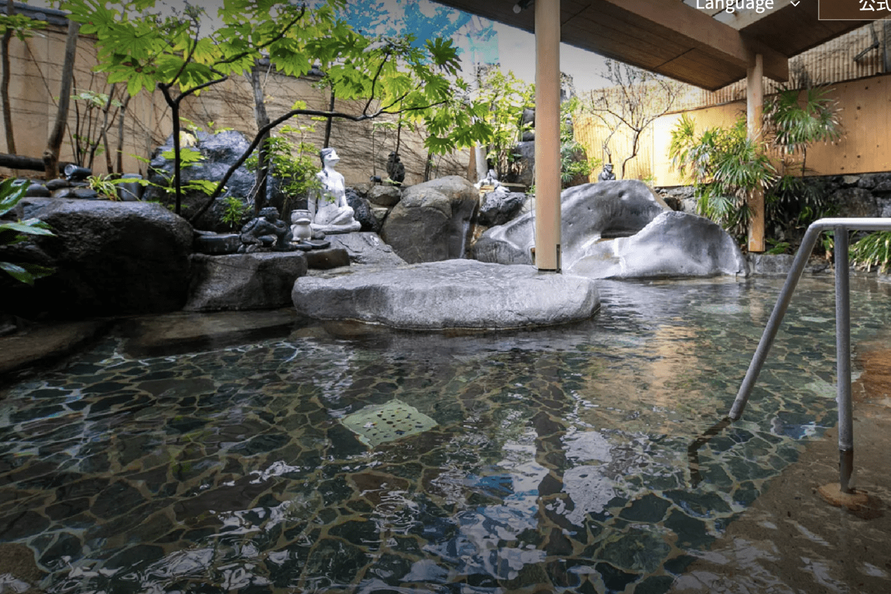 林泰輔県議の実家である旅館の「泰泉閣」（公式サイトより）