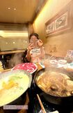 大好きなすき焼きを、みんなで楽しくいただきました(写真提供/加藤綾菜)