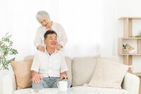 「片付けすぎはNG」「ソファの向きが決め手」 一級建築士が解説する、幸せな老後のための“部屋作り” 意識…