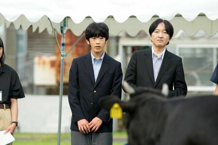 小室夫妻の子どもは秋篠宮さまの孫で悠仁さまの甥か姪にあたる