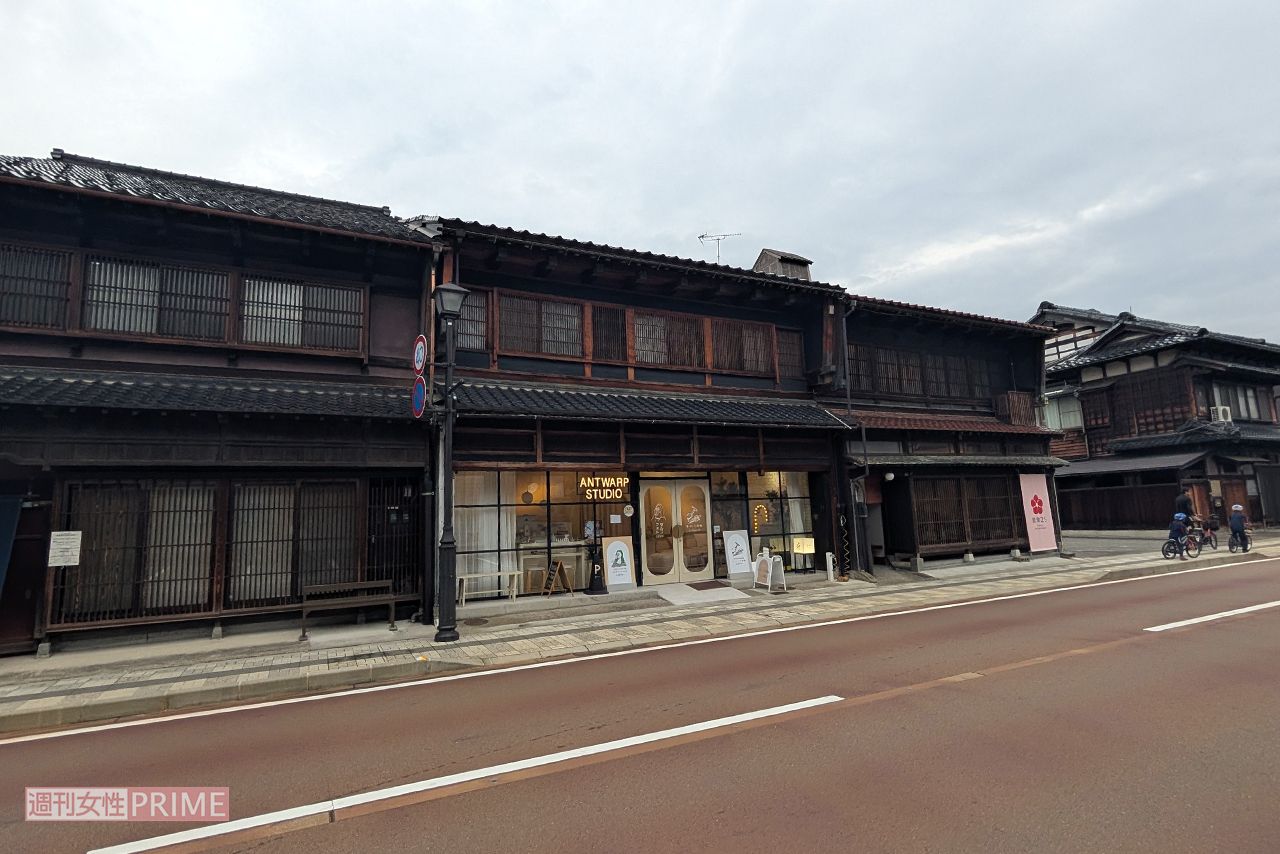石川県小松に期間限定でオープンしたMrs.GREENAPPLEのポップアップ「ア・ポステリオリ店」最寄りバス停のある龍助町　撮影／編集部