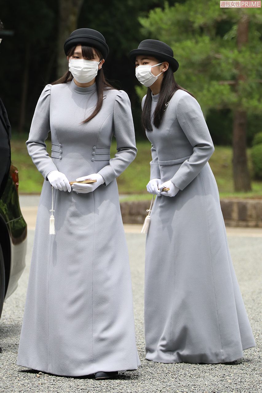 眞子さまと佳子さまは、学習院大学ではなくICUを卒業された（写真は6月16日・『武蔵野東陵』にて）