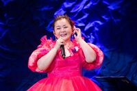 華原朋美、独立後初のディナーショーで語った野望「私の人生を映画に」