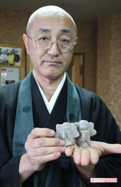 金田帝應住職が作る、お地蔵さん