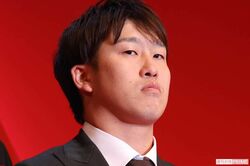 広島・小園海斗「写真写ってるんで」契約解除の直後《態度悪すぎ》物議の一方、新天地候補に上がる“寛容な”2球団