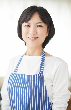 阪下千恵（さかした・ちえ）●料理研究家・栄養士。大手外食企業、食品宅配会社を経て独立。書籍、雑誌、企業販促用のレシピ開発、食育講演会講師など、多岐にわたり活躍中。『キッチンがたった1日で劇的に片づく本』『野菜もりもり　スープこそ最高のごちそう。』（ともに主婦と生活社）など著者多数。