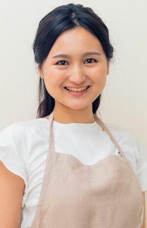 藤橋ひとみさん●管理栄養士で大豆・発酵のプロ。株式会社フードアンドヘルスラボ代表取締役、医学博士、管理栄養士。国内外でのセミナー講師、レシピ開発、メディア出演、コラム執筆、コンサルティングなど幅広く活動。大の大豆・発酵好きで、豆乳マイスター“プロ”、発酵食品ソムリエなど、取得した関連資格は15を超える。発酵食品に関する栄養疫学研究で東京大学にて博士号（医学）を取得。管理栄養士や科学的根拠に基づく知識をもとに、豆乳など大豆関連の魅力をわかりやすく発信中。