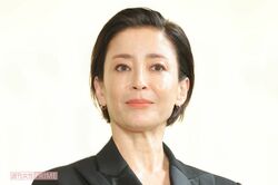 宮沢りえ、コレクションショー会場で披露した“テカテカ太眉”姿に《メイク自分でしたの？》と驚きの声…本人が語っていた「自由」へのこだわり