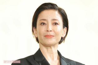 宮沢りえ、コレクションショー会場で披露した“テカテカ太眉”姿に《メイク自分でしたの?》と驚きの声…本人が語っていた「自由」へのこだわり