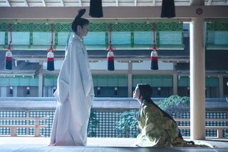 「どうか、兄と弟の罰を軽くしてくださいませ。お情けを」と懇願する定子（20回）