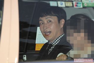 アンジャッシュ渡部建と佐々木希の結婚式に参列した相方・児嶋一哉（'17年10月）