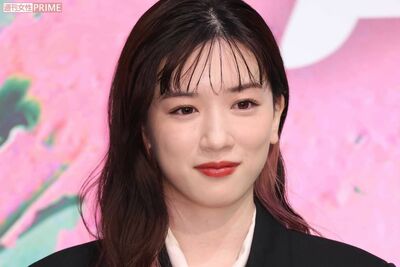 永野芽郁、主演映画の舞台挨拶で涙も「泣きたいのは田中圭の奥さん」「演技にしか見えない」大ブーイング