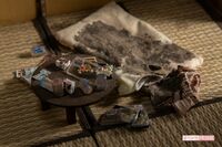 「孤独死現場」をミニチュアで再現する遺品整理人 “並べられたお金” が意味するもの