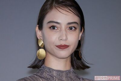 滝沢カレン、謎センスが爆発したインスタでの結婚報告「天然か計算か」“芸風”保って早7年
