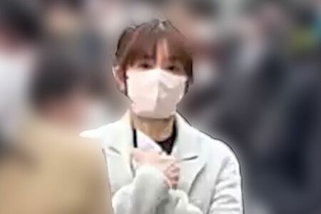 2月19日、早稲田大学の入試を終えてキャンパスから出てきた小倉優子（'23年2月）