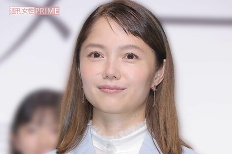 宮﨑あおい、大泉洋主演ドラマ『ちょっとだけエスパー』撮影を目撃撮、気になる夫・岡田准一との4子の育児事情《2026年10月Choice》