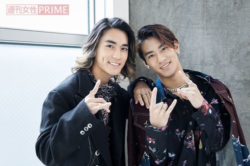 左から砂田将宏、深堀未来　撮影／廣瀬靖士